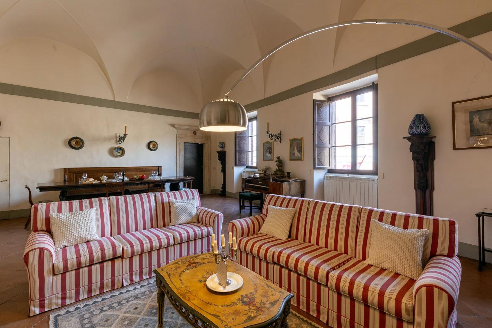Apartamento Palazzo Costanti - A 8 Minuti Dalle Terme San Quirico dʼOrcia Exterior foto