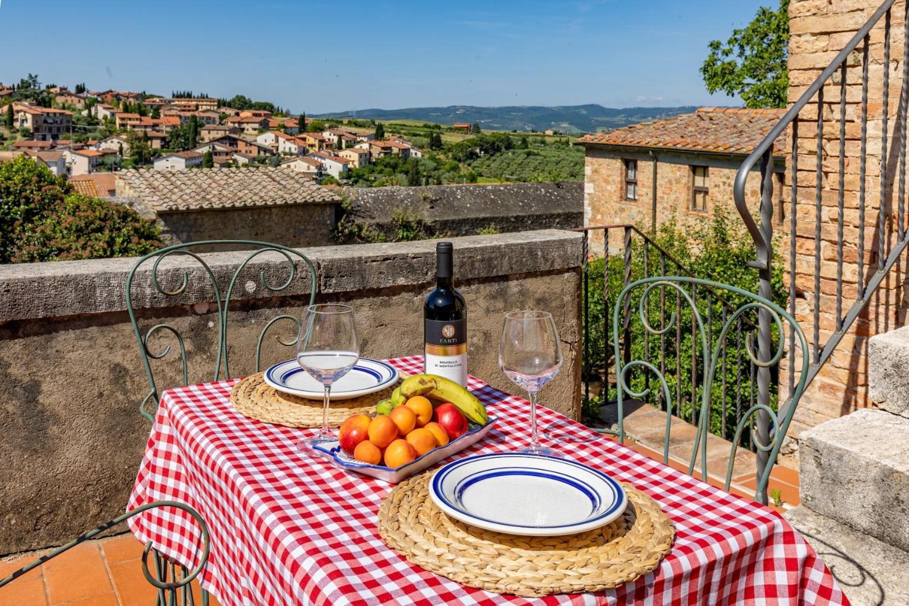 Apartamento Palazzo Costanti - A 8 Minuti Dalle Terme San Quirico dʼOrcia Exterior foto